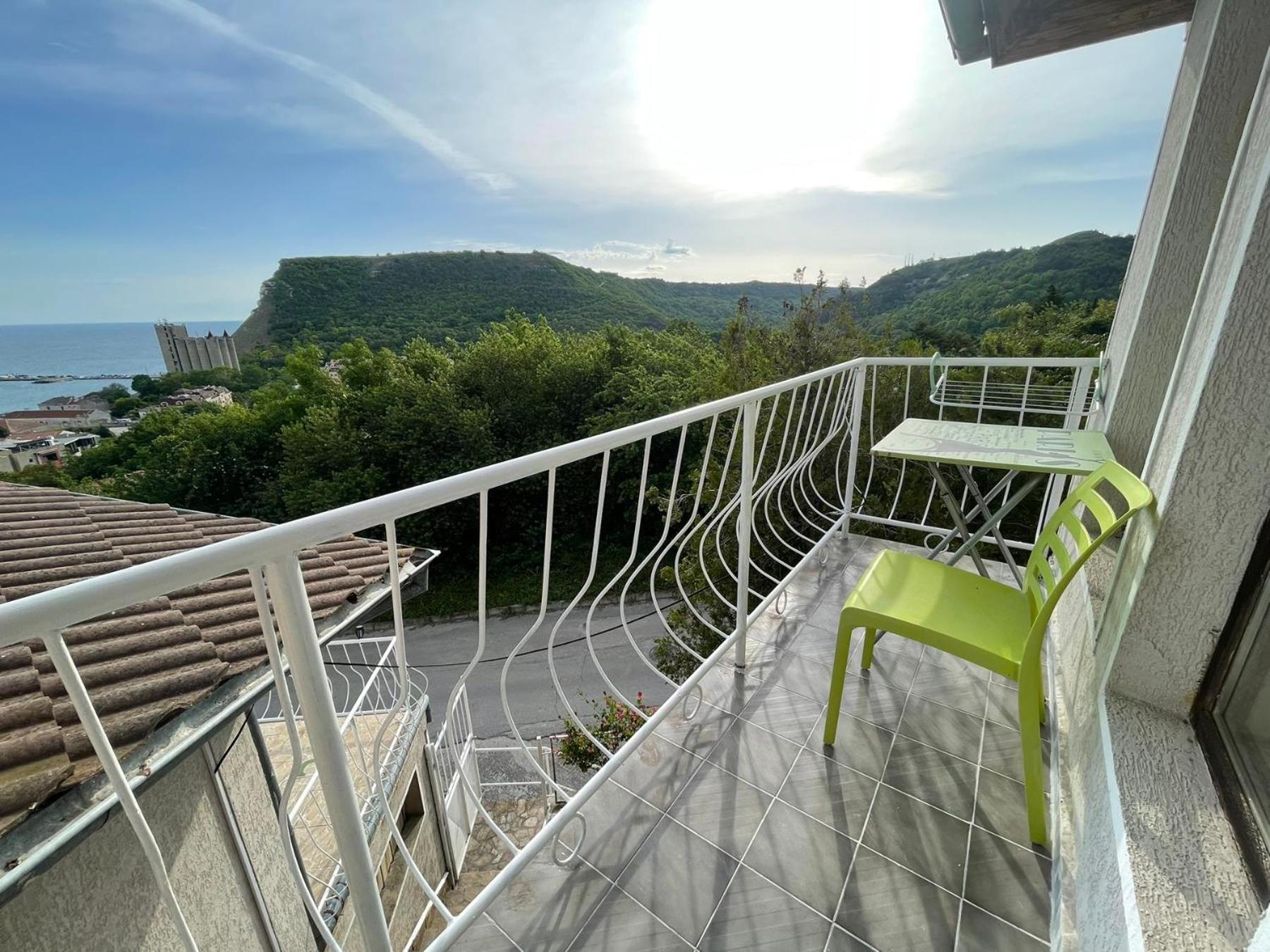 Villa Dechkoni Kavarna ภายนอก รูปภาพ